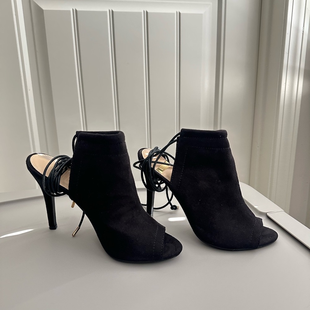 Black, lace up open toe heel